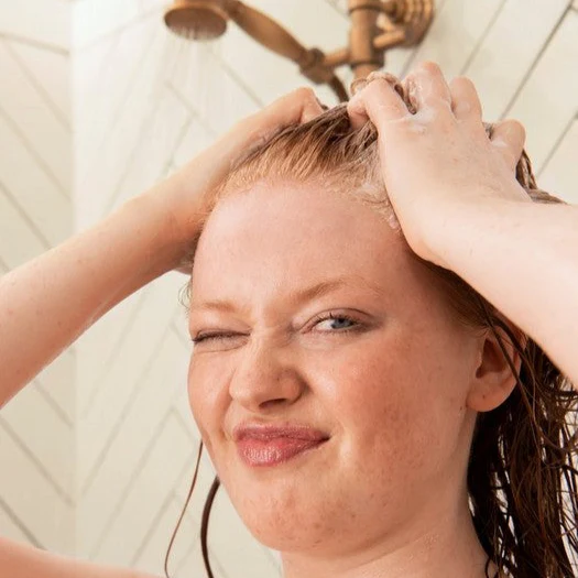 Moringa Shine & Protection Shampoo - Image 4