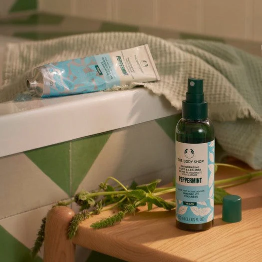 Peppermint Invigorating Foot Cream - Image 4