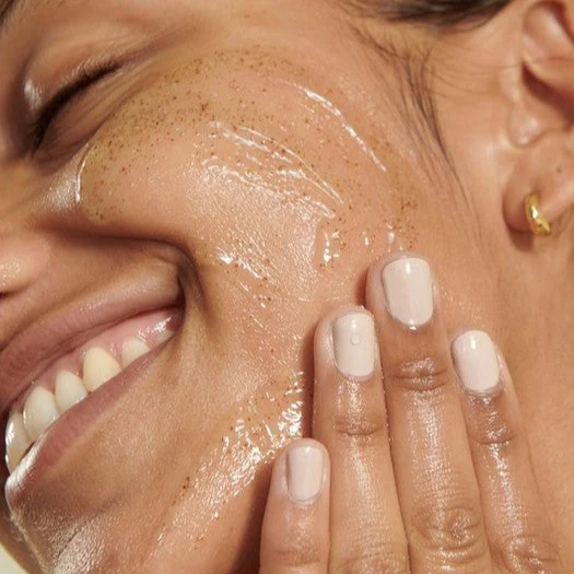 Seaweed Oil-Control Exfoliator - Image 3