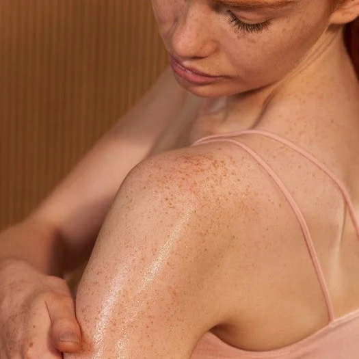 Sleep Relaxing Massage Oil - Image 3