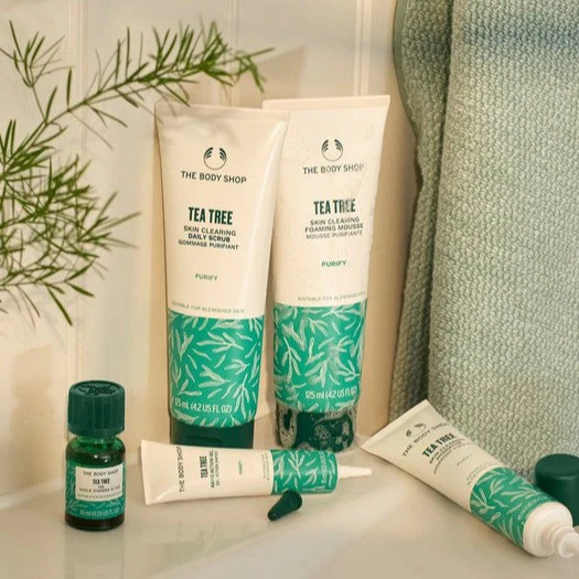 Tea Tree Skin Clearing Hydrator - Image 4