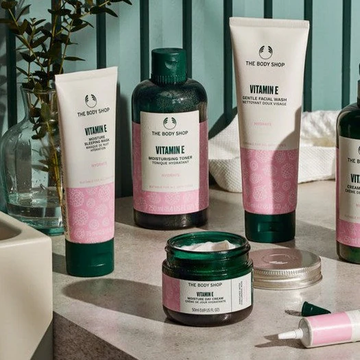 Vitamin E Moisturising Toner - Image 7